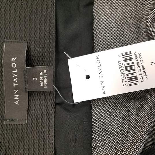 Ann Taylor Women Grey Pants 2 NWT image number 3