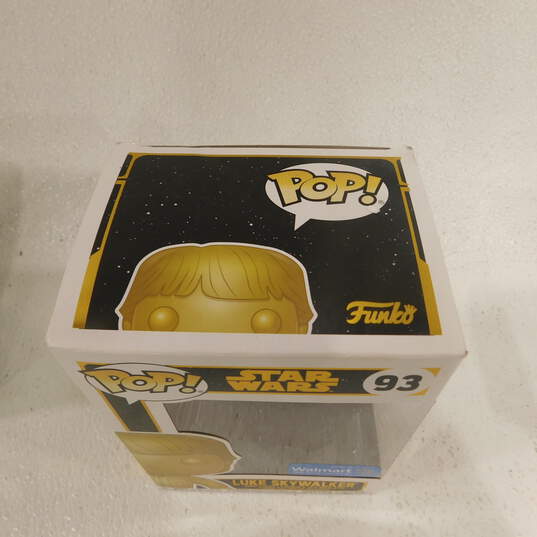 Mixed Lot Of Star Wars And Marvel  Funko Pops image number 9