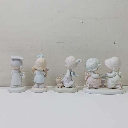 4 Piece Assorted Precious Moments Figurines image number 3