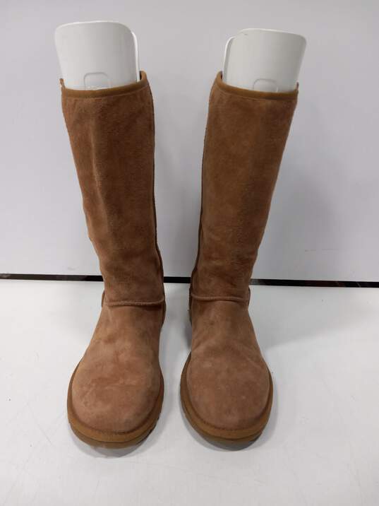 Ugg Boots Womens  Sz 6 image number 1