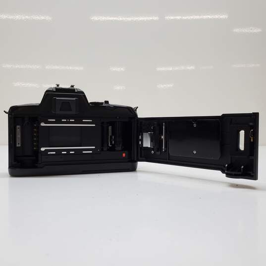 Nikon N5005 SLR Film Camera Body Only For Parts/Repair image number 3