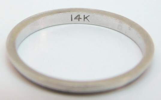 14K White Gold Ridged Band Ring 1.1g image number 5