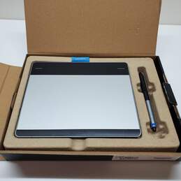 WACOM Intuos Creative Pen & Touch Tablet For Parts/Repair alternative image