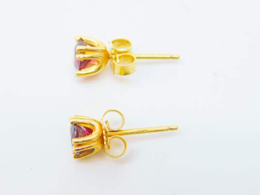 14K Yellow Gold Red Spinel Stud Earrings 1.0g image number 4