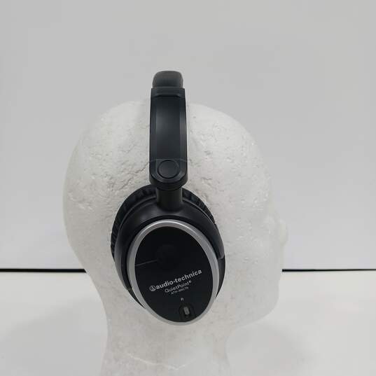 Audio-Technica QuietPoint ATH-ANC7b Wireless Headphones In Case image number 3