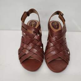 Clarks Artisan Ralene Brown Leather Woven Block Heels Peep Toe Sandals Size 8 M