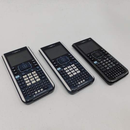 Texas Instruments Graphing Calculators TI-Nspire CX & CAS TI-84 Plus C Silver image number 4