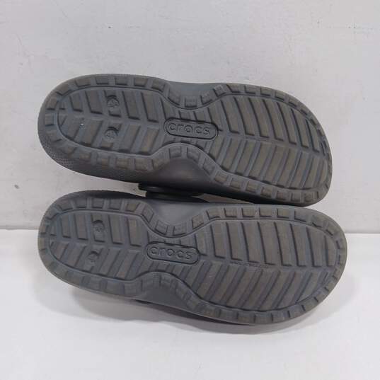 Dual Crocs Gray Comfort Size in Women's 12 & Men's 10 image number 5