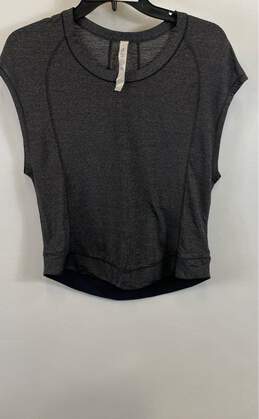 Lululemon Gray T-shirt - Size 4