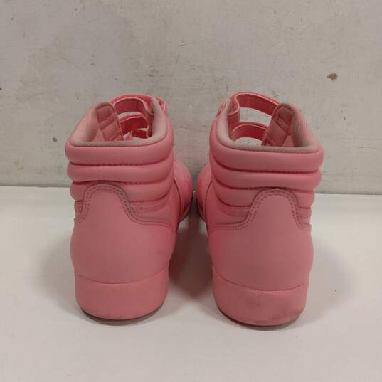 Reebok Classic Hi-Top Pink Sneakers Women's Size 9.5 image number 3