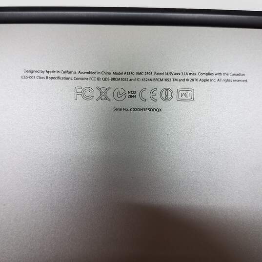 2010 Apple MacBook Air 11in Laptop Intel Core 2 Duo SU9400 CPU 2GB RAM 64GB SSD image number 7