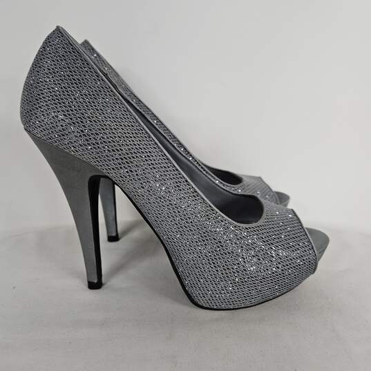 Chinese Laundry Silver Sparkling Heels image number 3