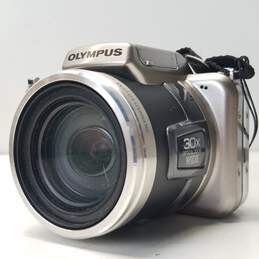 Olympus SP-800UZ 14.0MP Digital Camera