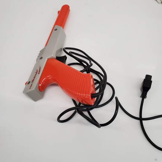 NES Zapper Untested image number 2