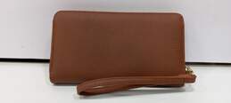 Steve Madden Women's Brown Leather Wallet alternative image