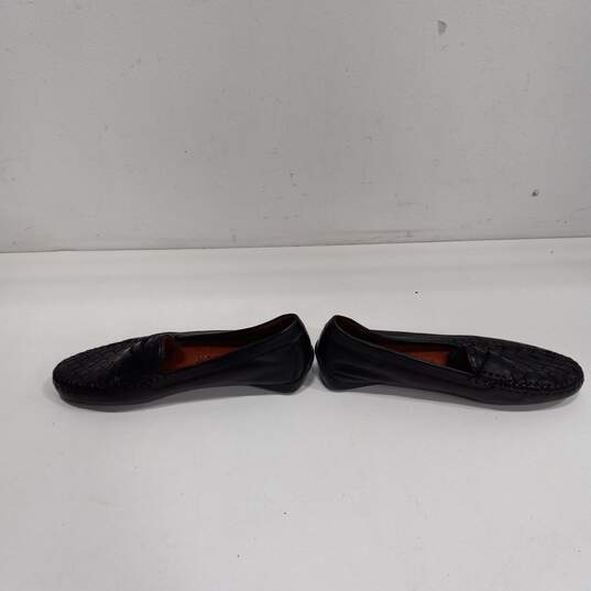 Mens Black Leather Round Toe Flat Slip On Loafer Shoes Size 6.5 M image number 3