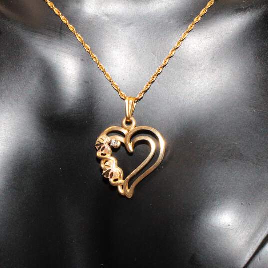 Landstrom's 10K Black Hills Gold White Sapphire Accent Heart Pendant w/ 14K Chain Necklace - 4.2g image number 3