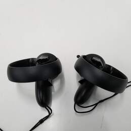 Oculus Rift Controllers alternative image