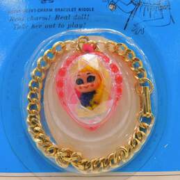 Sealed Vintage 1967 Mattel Liddle Kiddles Jewelry Doll Heart Charm Bracelet 3747 alternative image
