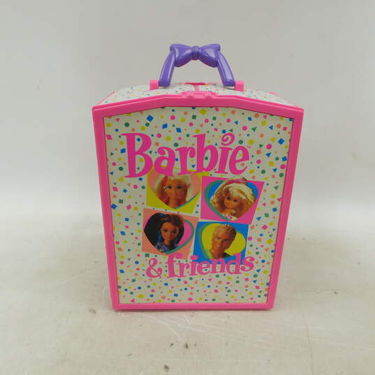 1993 Barbie Tara Toys 6 Doll Carrying Case Quilted With Stands image number 4