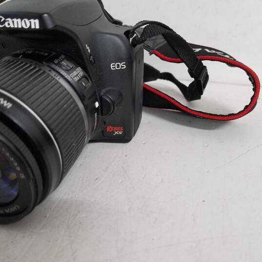 UNTESTED Canon EOS Rebel XS Digital Camera Bundle with Lens & Case image number 3