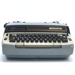 Smith-Corona Typewriter Electra 210 alternative image