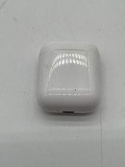 Apple AirPods White Rechargeable Bluetooth Wireless Earbuds E-0557807-G