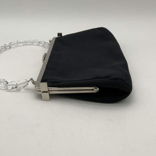 NWT Womens Black Inner Zip Pocket Beaded Strap Classic Clasp Clutch Bag image number 3