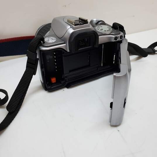 Canon EOS Rebel Ti / 300V 35mm SLR Film Camera with 28-90 mm lens Kit image number 4