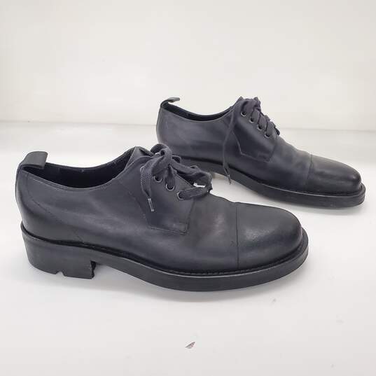 Emporio Armani Black Leather Dress Shoes Men's Size 7.5 image number 2