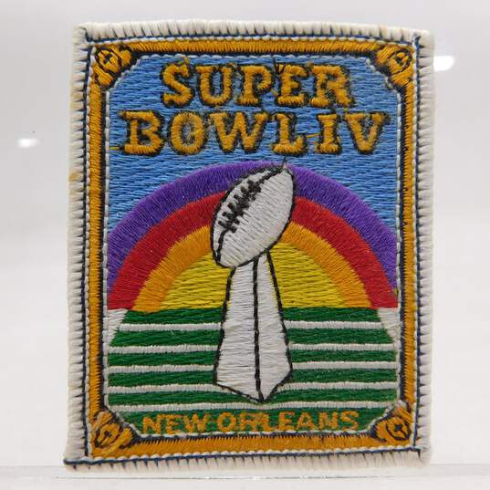 1970 Super Bowl IV Patch Chiefs/Vikings image number 1