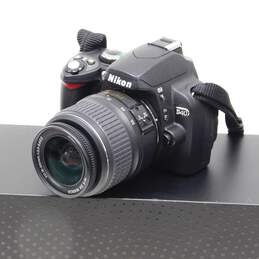 Nikon D40X Digital SLR Camera w/ Case alternative image
