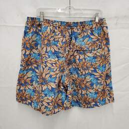 Patagonia's MN's Blue Floral Print Baggie Shorts Size XL alternative image
