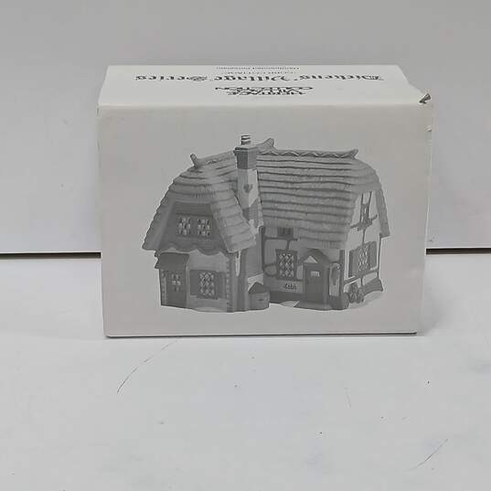 Department 56 #5824-6 Dickens' Village Series "Cobb Cottage" IOB image number 2