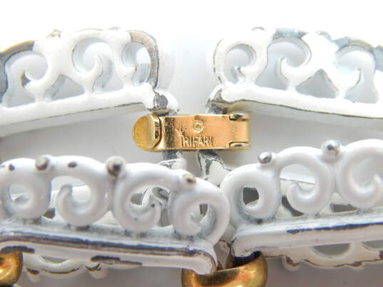 Vintage Crown Trifari White Enamel Scrolled & Gold Tone Panel Bracelet 40.1g image number 4
