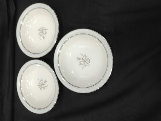 9pc Set of Assorted Bluebell Dishware image number 4