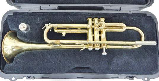 Bach Model 1530 B Flat Trumpet w/ Case and Mouthpiece (Parts and Repair) image number 1