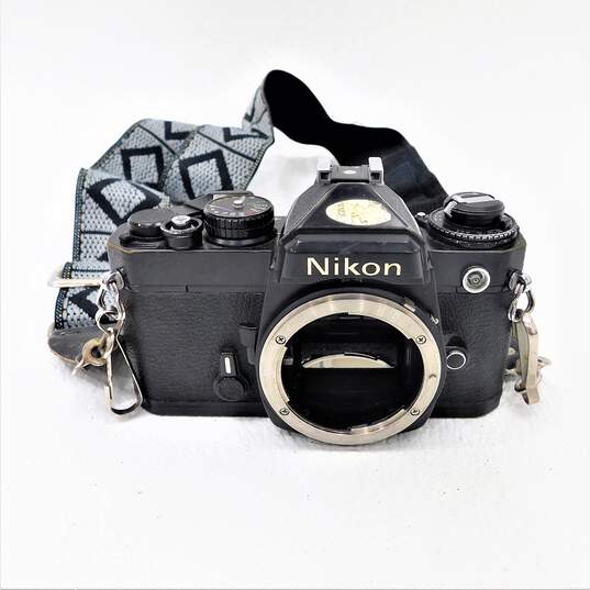 Nikon FE SLR 35mm Film Camera With 2 Lenses & Case image number 2