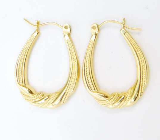 14K Yellow Gold Textured Oblong Hoop Earrings 1.7g image number 4