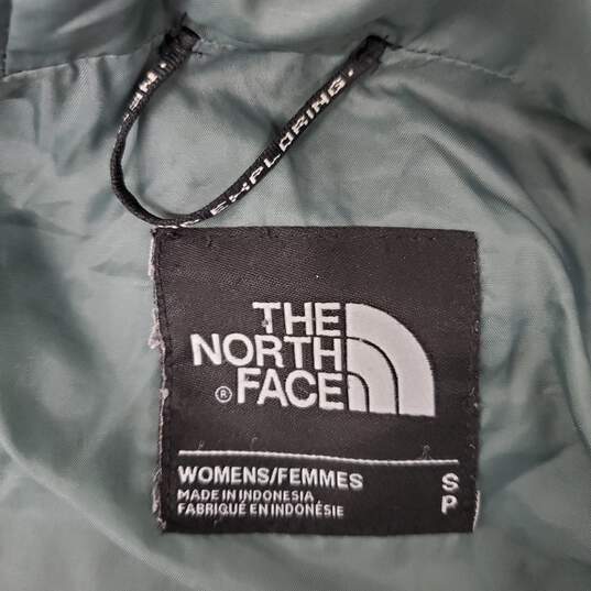 The North Face WM's 100% Polyester & Nylon Army Green Hooded Windbreaker Size S/P image number 3