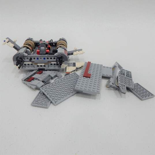 LEGO Star Wars 8096 Emperor Palpatine's Shuttle, 8098 Clone Turbo Tank Open Sets image number 6