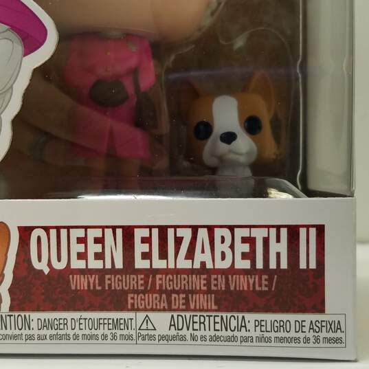 Funko Pop! Disney Villains #234 Queen Of Hearts With Hedgehog Hot Topic Exclusive CIB image number 8