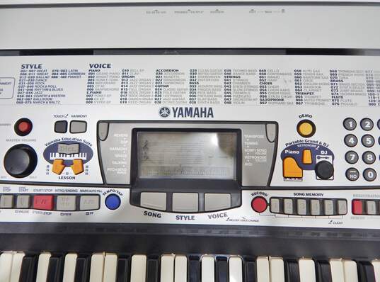 Yamaha Brand PSR-GX76 Model Electronic Keyboard/Piano image number 3