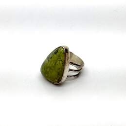 Designer Desert Rose Trading 925 Sterling Silver Green Gaspeite Split Shank Ring alternative image