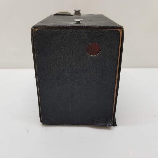 Vintage Kodak Target Brownie Six-20 Film Camera For Parts Repair image number 2