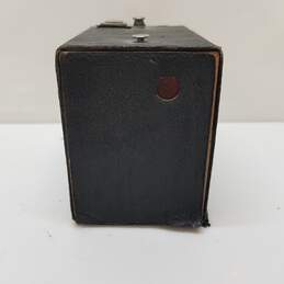 Vintage Kodak Target Brownie Six-20 Film Camera For Parts Repair alternative image