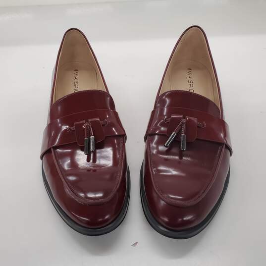Via Spiga Women's Amica Burgundy Patent Leather Tassel Slip-On Loafers Size 9 image number 3