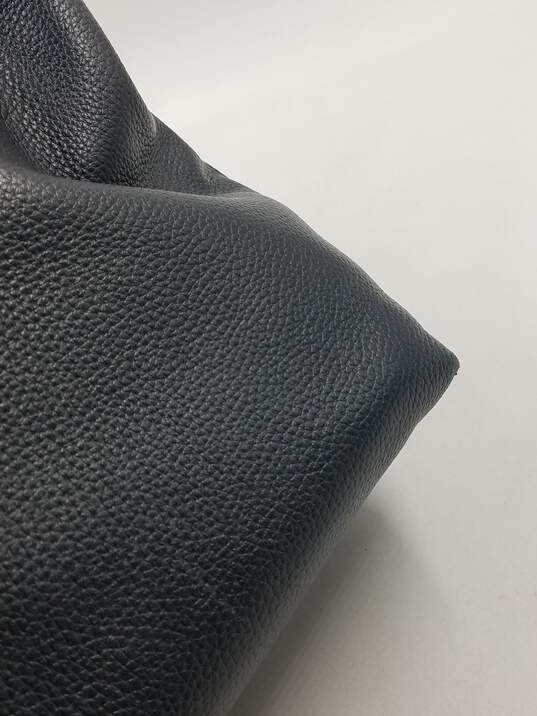 Authentic Marc Jacobs Black Leather Shopper Tote image number 8
