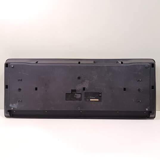 Yamaha Electronic Portable Keyboard Model PSR-230 image number 2