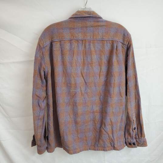 Patagonia Organic Cotton Full Button Up Shirt Men's Size M image number 2